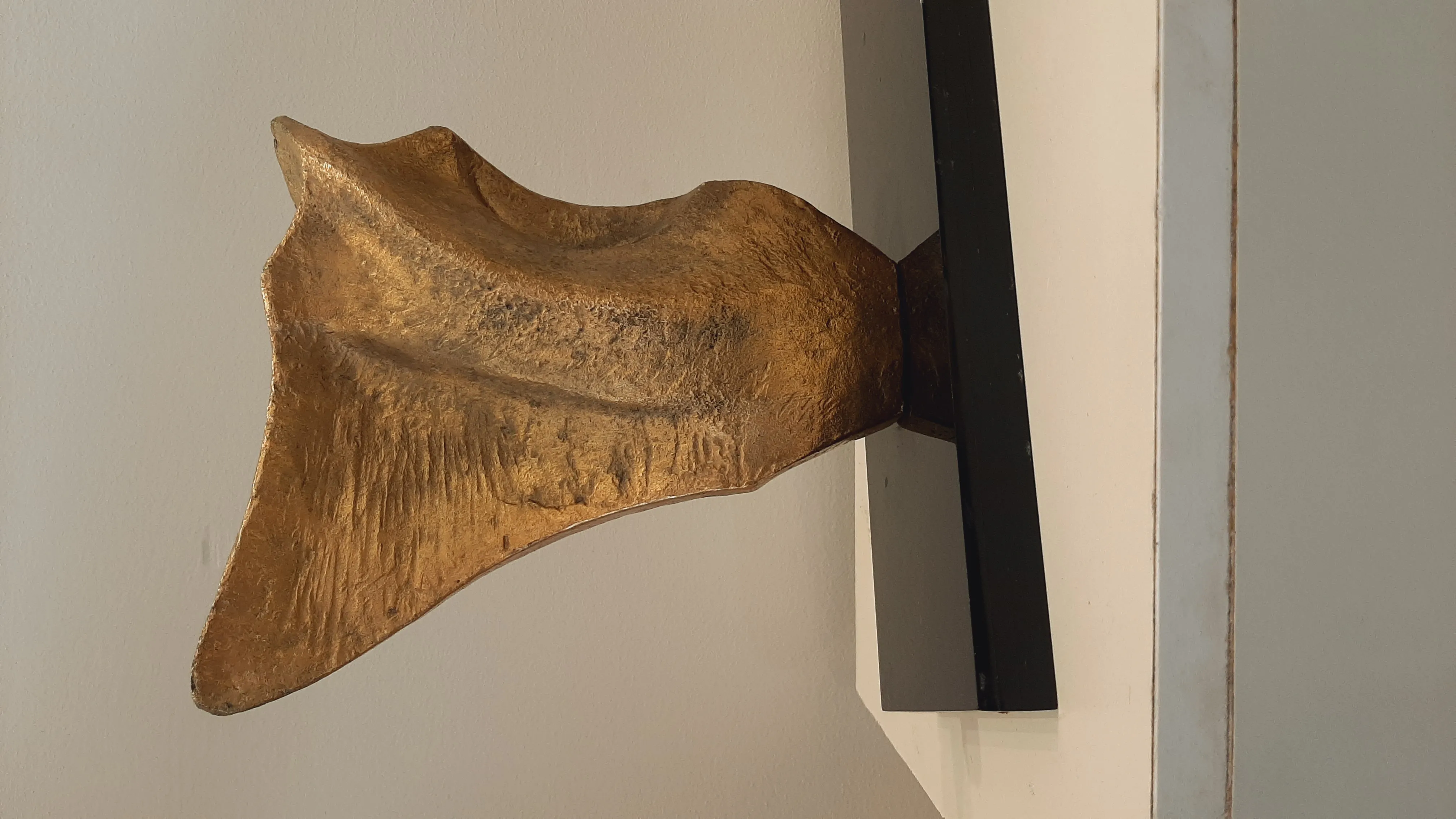 Bronze Vestige